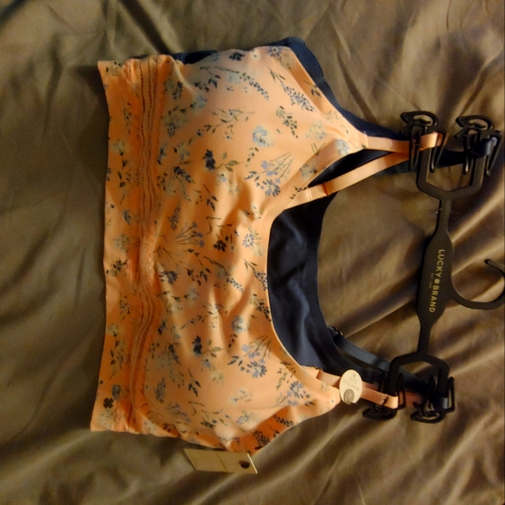 Wire free bras